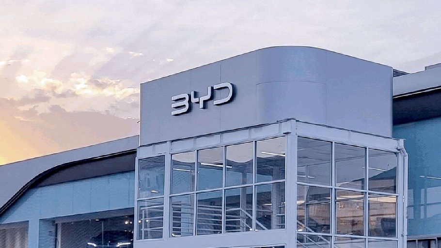 BYD Charger Megawatt: Revolusi Ngecas Mobil Listrik Hanya 5 Menit untuk 400 Km