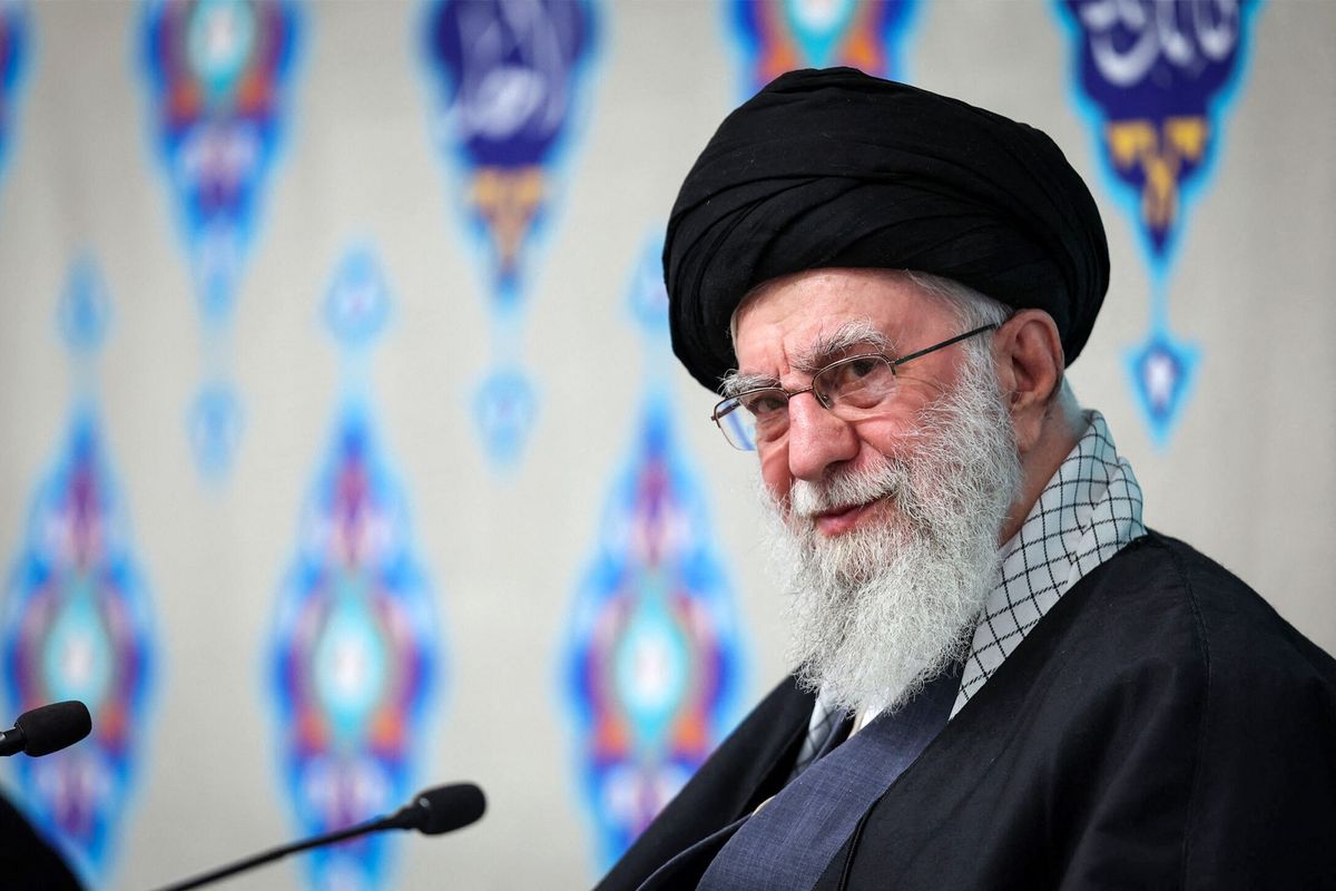 Cara AS dan Israel Bunuh Khamenei di Iran: Operasi CIA-Mossad Dieksekusi Jet Tempur