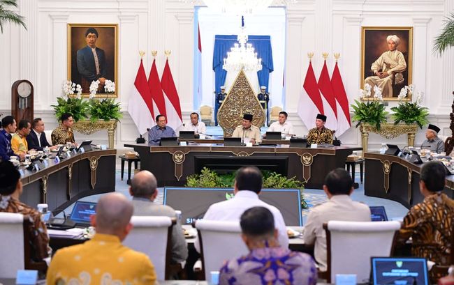 Momen Prabowo Silaturahmi dan Berdiskusi Bersama SBY, Jokowi hingga JK: Pertemuan Bersejarah di Istana Negara