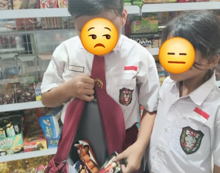 Viral! Dua Anak SD Tertangkap Basah Curi Barang di Minimarket, Netizen Ramai Berkomentar
