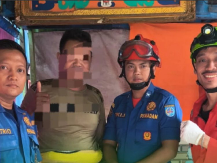 Alat Kelamin Pria di Depok Tersangkut Ritsleting, Damkar Evakuasi