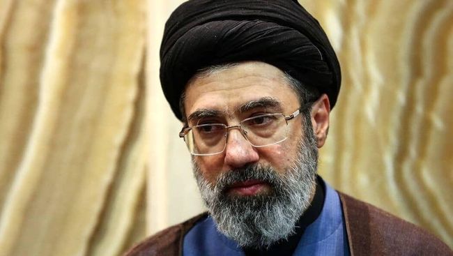 Mojtaba Khamenei Pimpin Iran, Minyak Dunia Tembus US$120