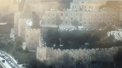 Serangan rudal Iran ke Israel menghantam Kota Tua Yerusalem dan Rehovot
