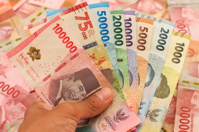 Rupiah Berisiko Tembus Rp 20.000 Akibat Perang Iran-Israel