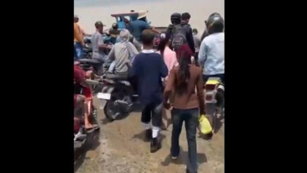 Viral Remaja MTs Diledek, Pakaian Lebaran Hadiah Terakhir Ibu
