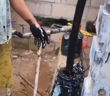 Sumur Bor Keluarkan Aspal di Buton Utara, Fenomena Langka Viral