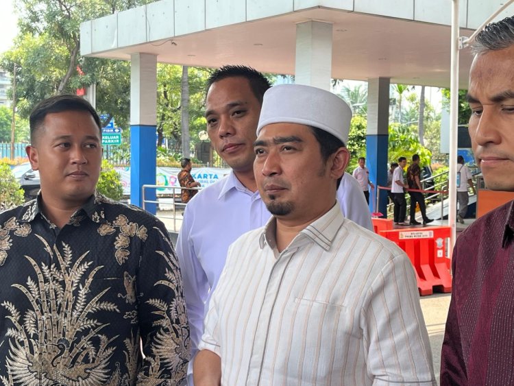 Ustaz Solmed Laporkan 10+ Akun Medsos ke Polisi Atas Hoaks dan Fitnah
