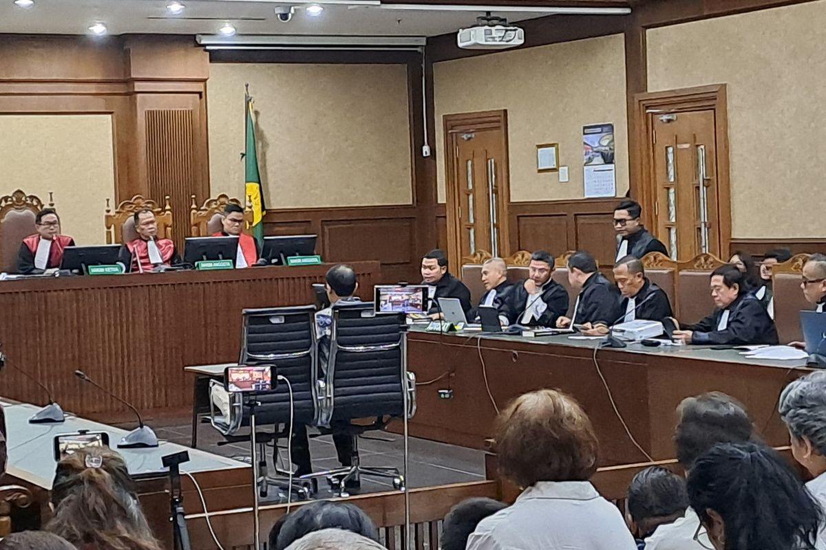 Nadiem Makarim Bantah Adanya 'Shadow Organization' di Kemendikbudristek