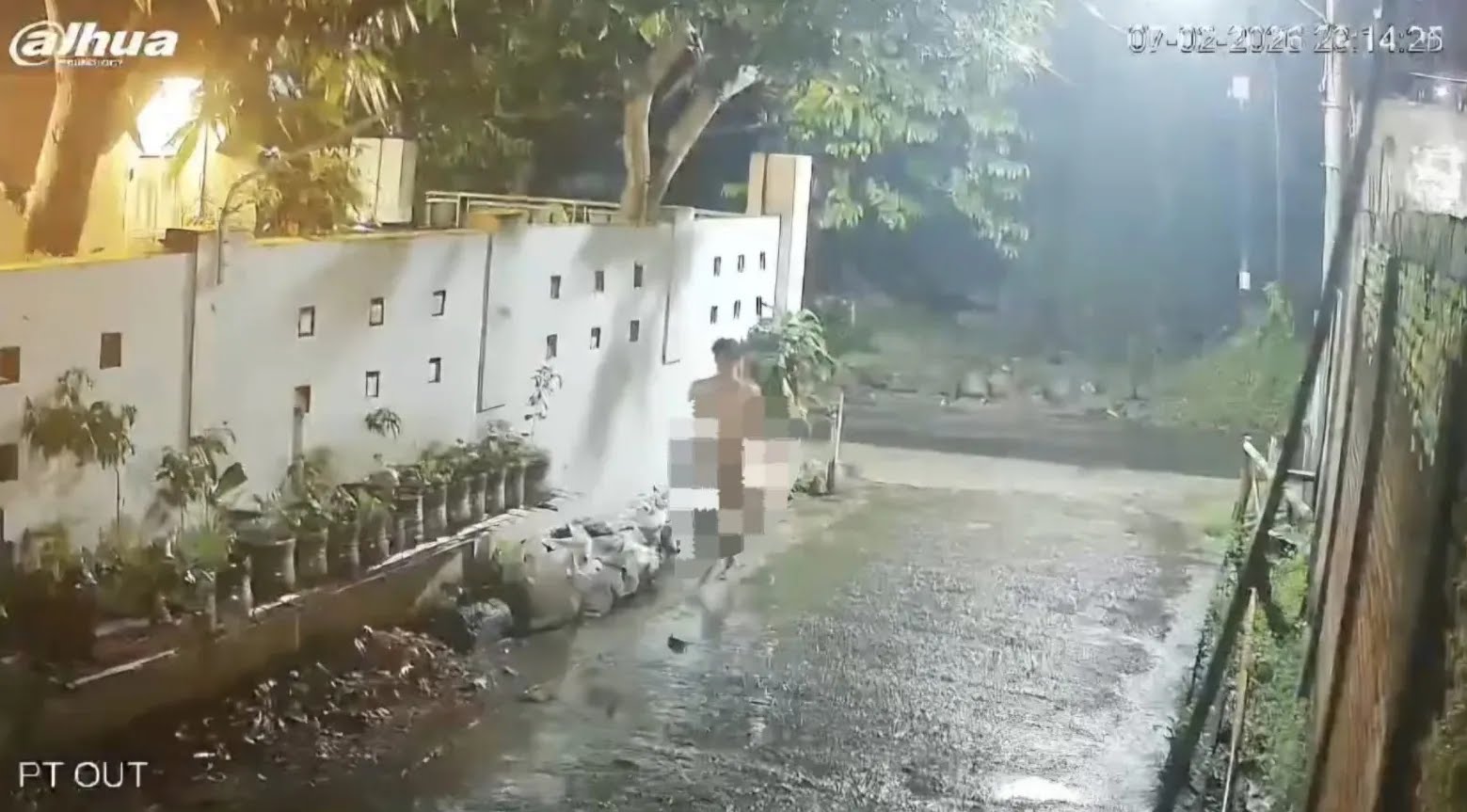 Terbongkar, Pria Telanjang Viral di Gondangrejo Ternyata ODGJ