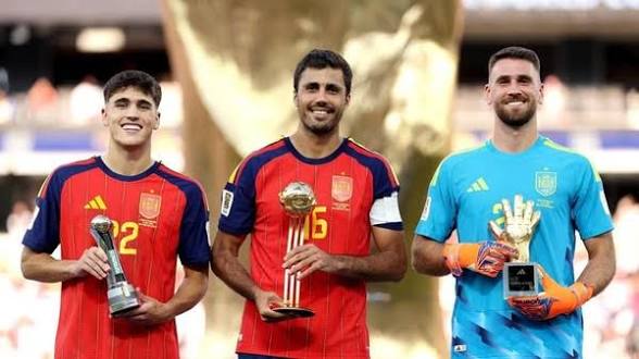 Rodri Dinobatkan sebagai Pemain Terbaik Piala Dunia 2026, Spanyol Borong Penghargaan