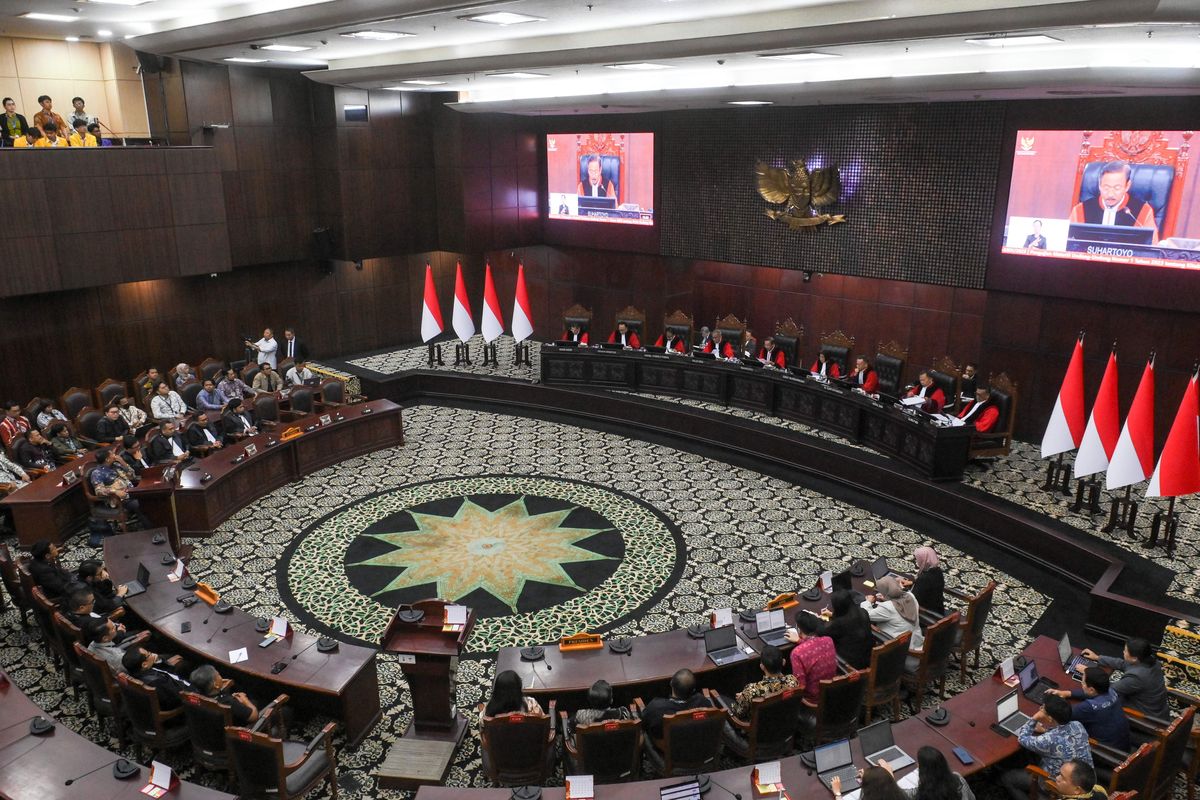 MK Putuskan MBG Harus Dikeluarkan dari Anggaran Pendidikan