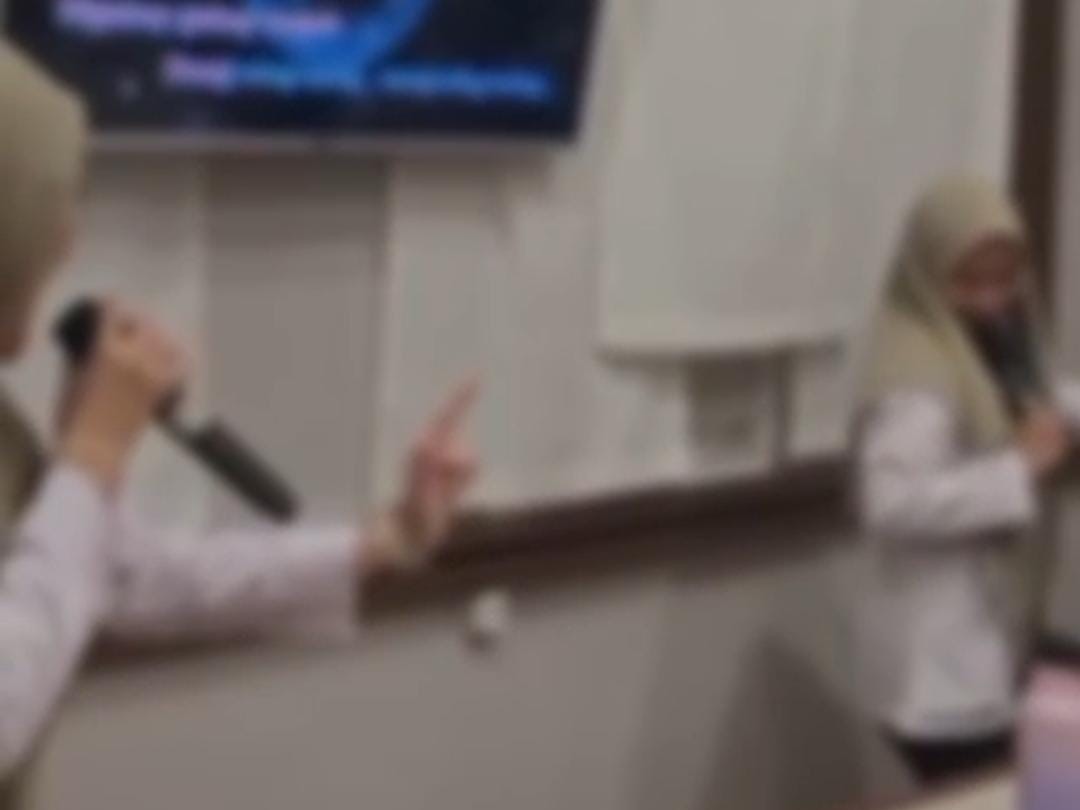 Viral! ASN Puskesmas Japara Karaoke Pakai Seragam Dinas, Netizen Murka