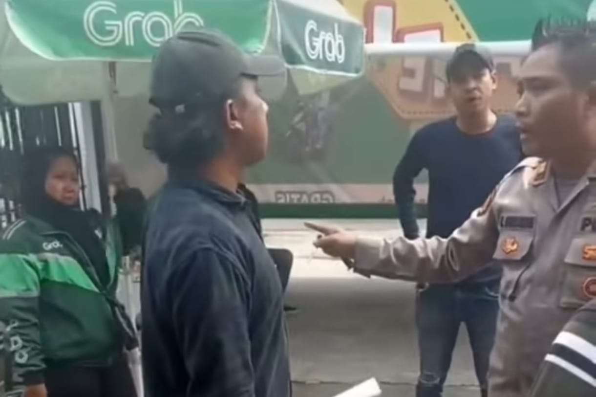 Ojol Perempuan Dihentikan Debt Collector, Polisi Turun Tangan
