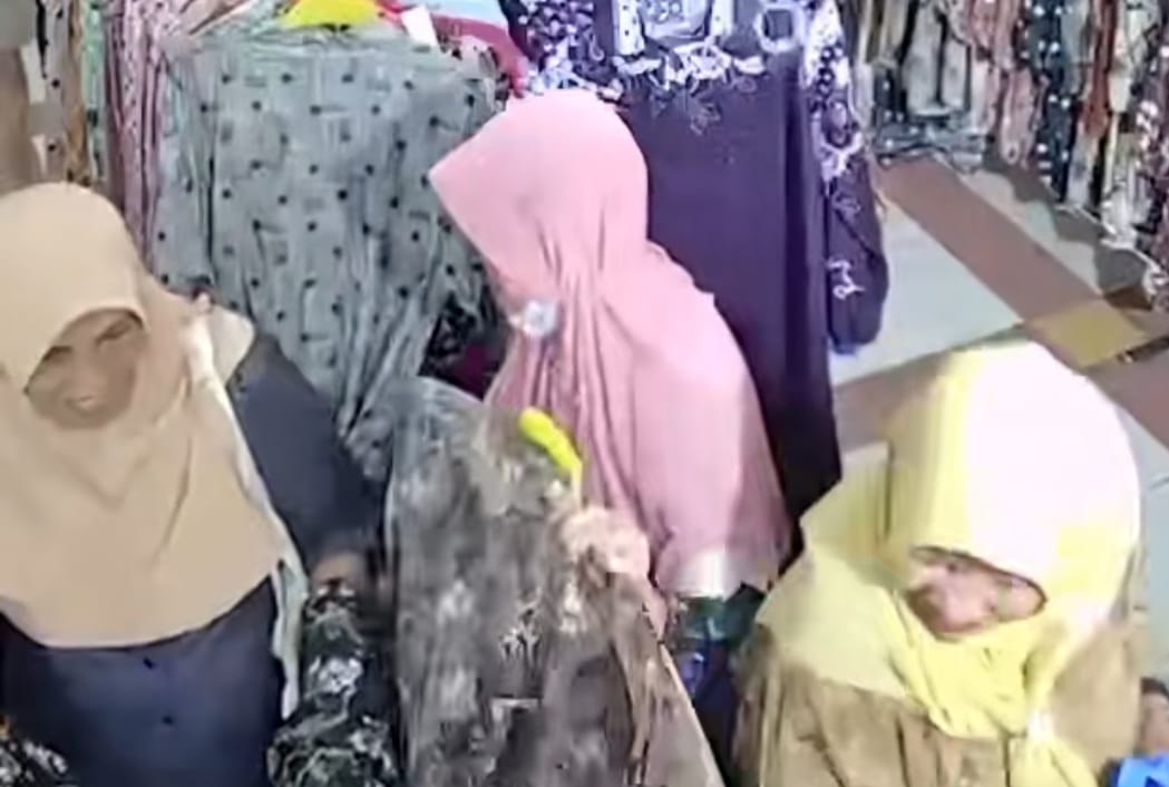 Ibu dan Anak Diduga Kompak Mencopet di Pasar Tanah Abang, Korban Kehilangan Rp30 Juta