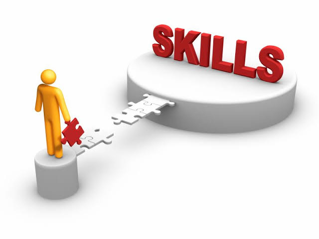 5 Skill yang Wajib Dimiliki Agar Tidak Tertinggal di Dunia Kerja
