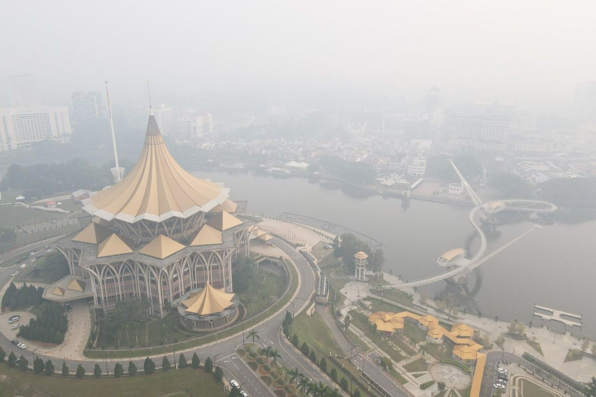 Kabut Asap Karhutla RI Melintas ke Malaysia, 63 Sekolah di Bintulu Terpaksa Ditutup hingga 11 September