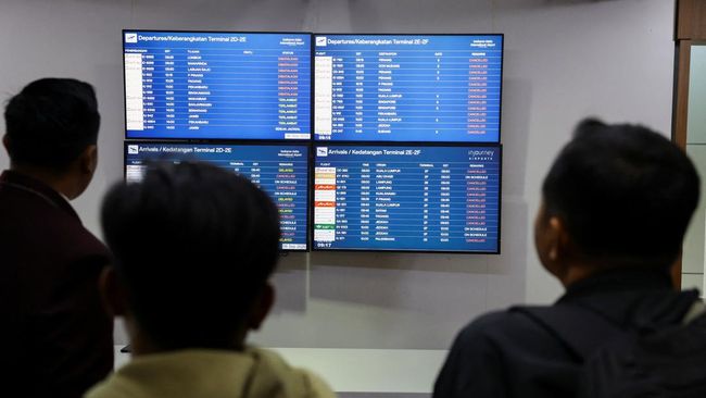 8 Bandara Ditutup akibat Abu Anak Krakatau, 170.000 Penumpang Terdampak dan Transportasi Gratis Disiapkan