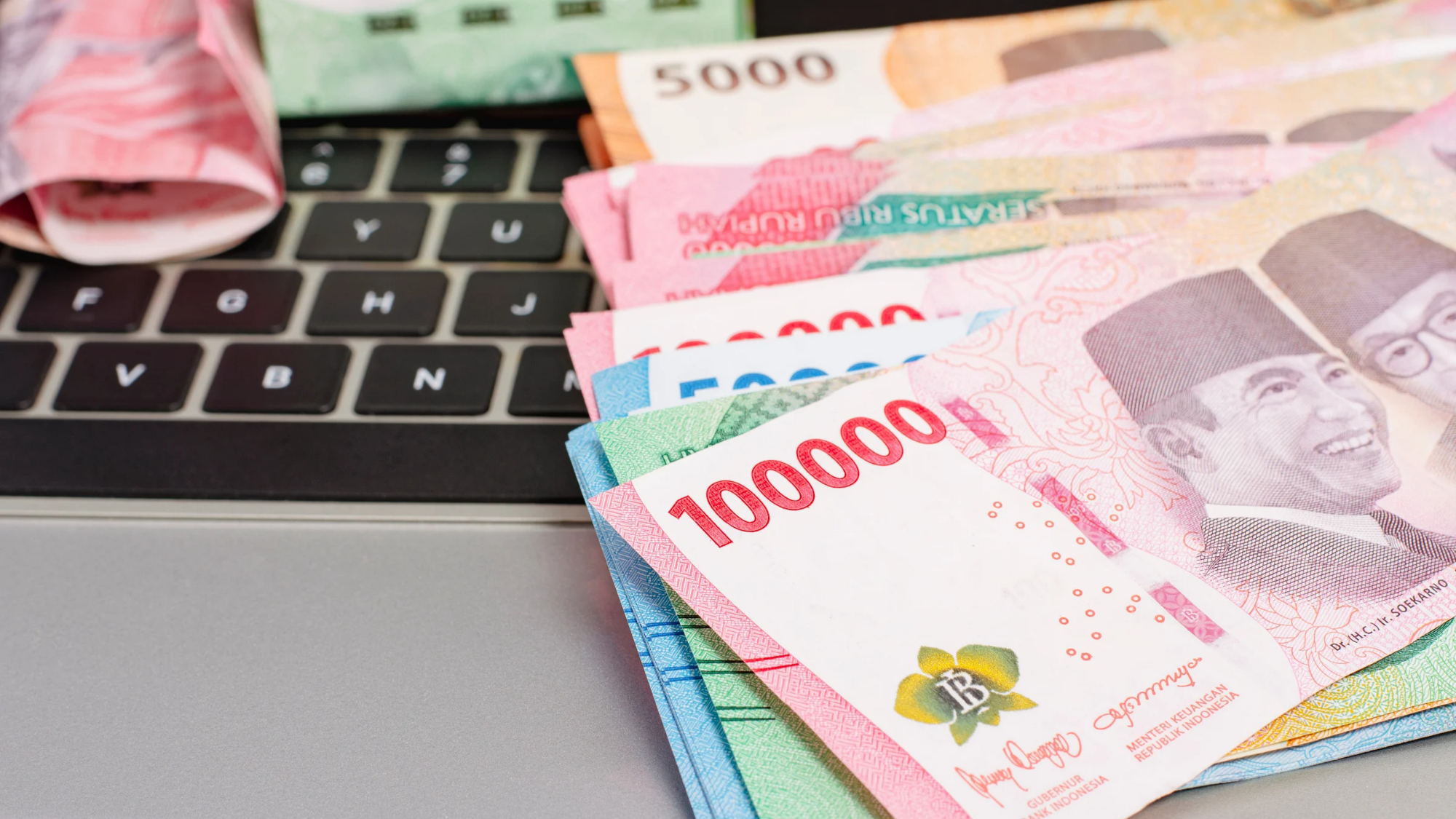 Kenapa Gaji Selalu Habis di Awal Bulan? Ini Kesalahan Finansial yang Sering Tidak Disadari