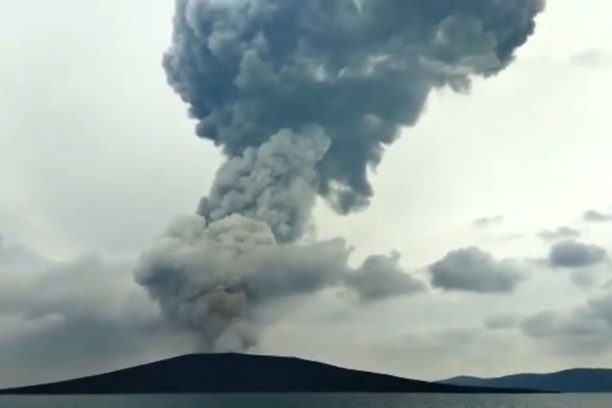 Abu Vulkanik Anak Krakatau Masih Menghantui Meski Erupsi Mereda, Ini Penyebabnya
