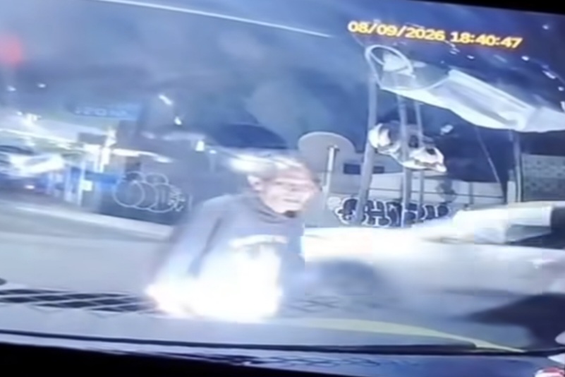 Diduga Sengaja Menabrakkan Mobil untuk Cari Korban