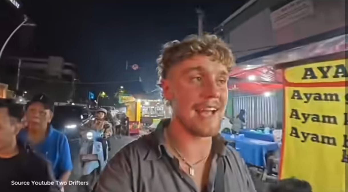 Viral YouTuber Inggris Keluhkan Harga Nasi Goreng dan Bir Rp240 Ribu di Indonesia