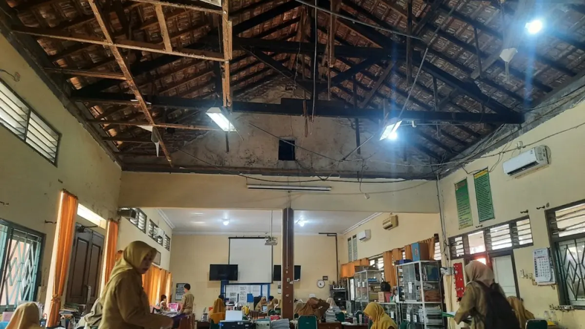 Viral Kepala SMP 2 Bae Kudus Bikin Konten Sekolah Rusak, Dinas Pendidikan Soroti Prosedur Pelaporan
