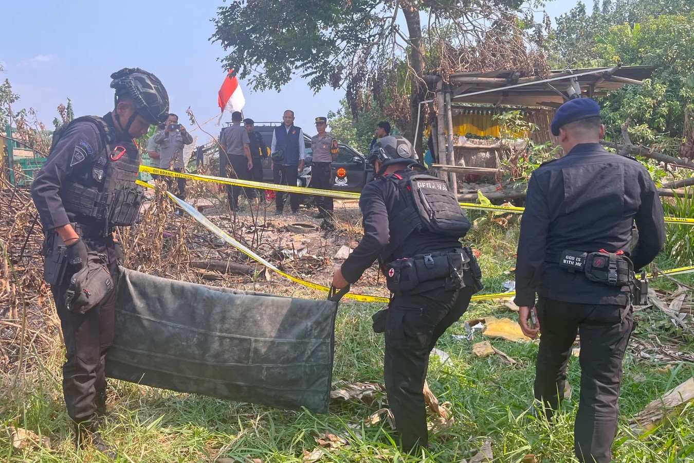 Heboh Penemuan Benda Diduga Granat di Bantaran Sungai Brantas Kediri, Tim Jibom Turun Tangan
