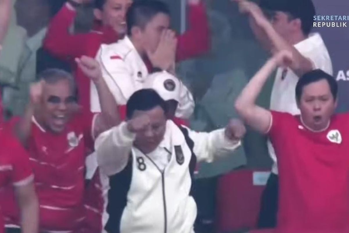 Selebrasi Prabowo Usai Indonesia Juara ASEAN Cup Disebut ala Power Rangers