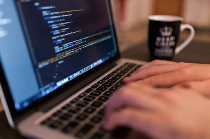 Kanal YouTube Terbaik untuk Belajar Coding, dari Pemula sampai Mahir
