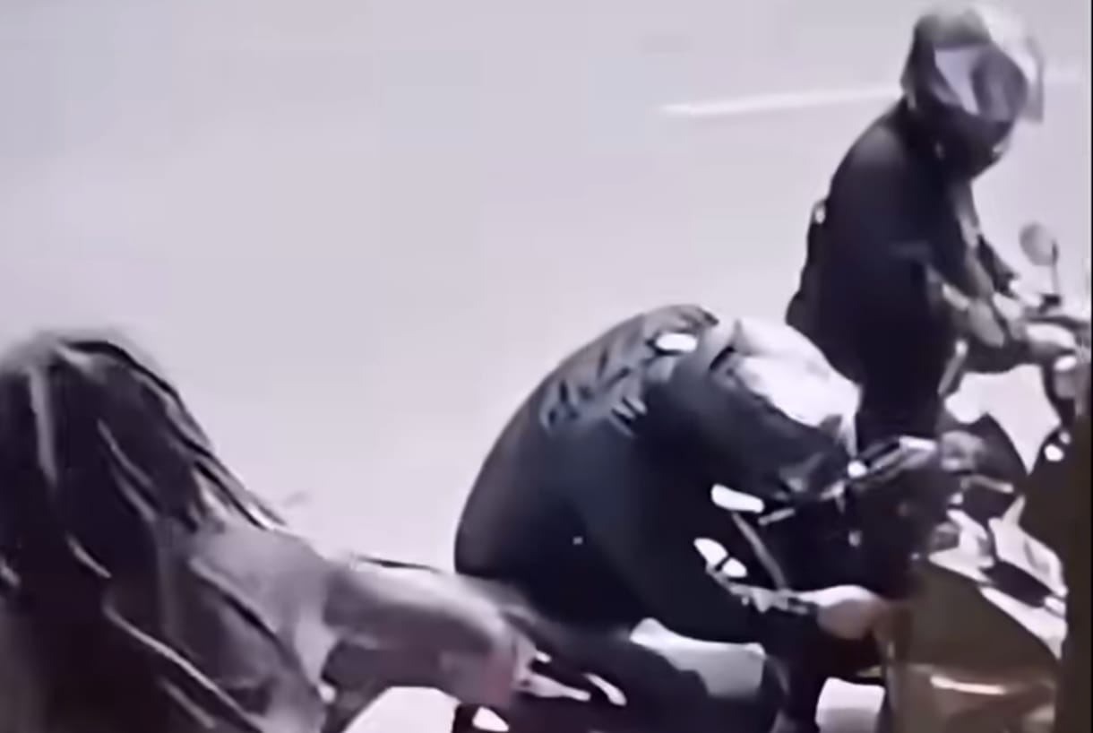 Kebaikan Berbuah Pertolongan, Pria ODGJ Diduga Gagalkan Pencurian Motor Wanita yang Memberinya Makan