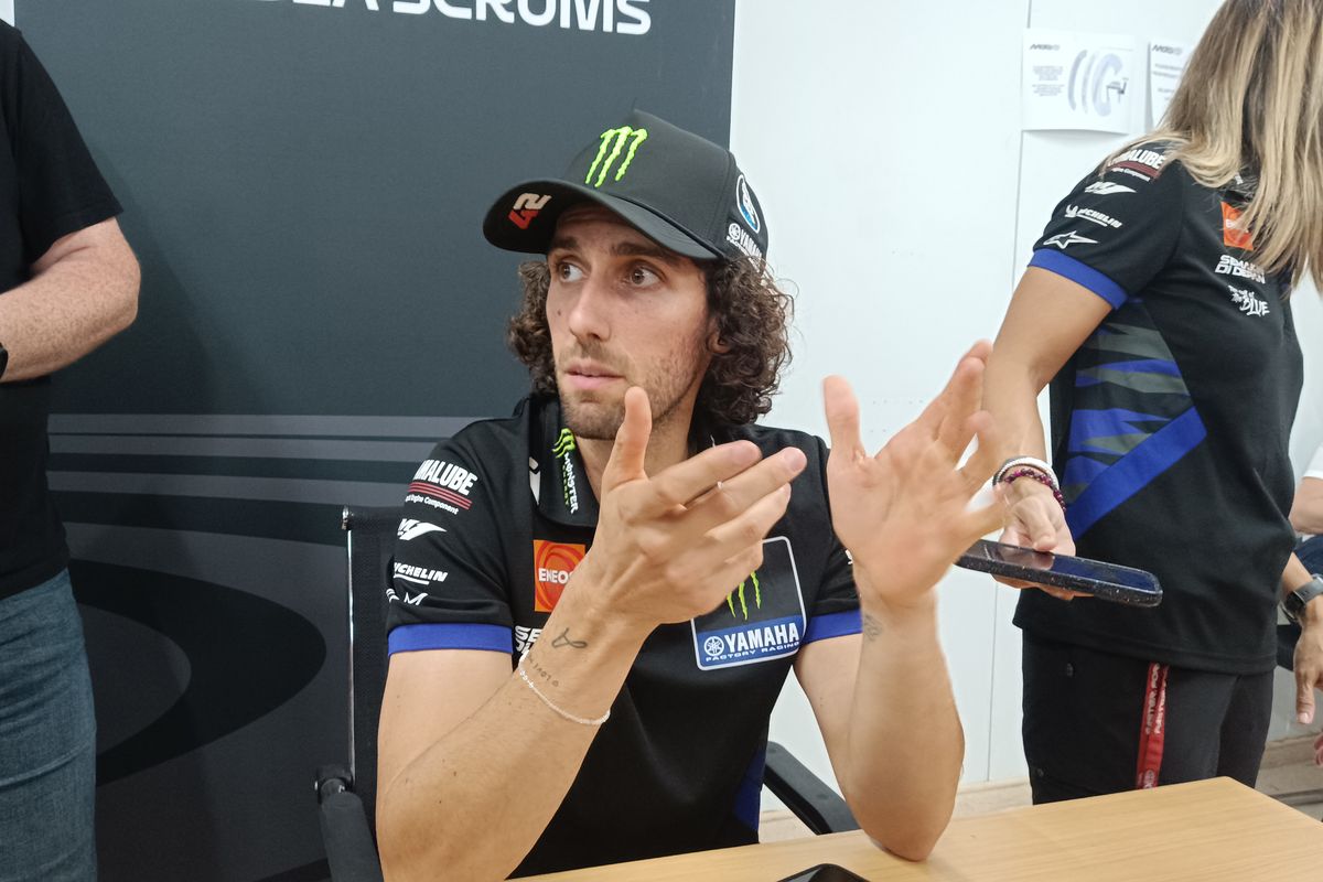 Ini Alasan Marshal Tak Langsung Antar Alex Rins ke Paddock Usai Kecelakaan di Mandalika